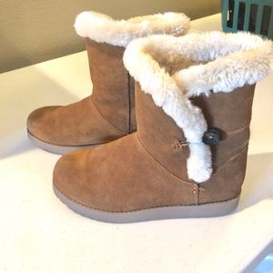 Short Faux Fur Lined Boots from Target Tan - 8